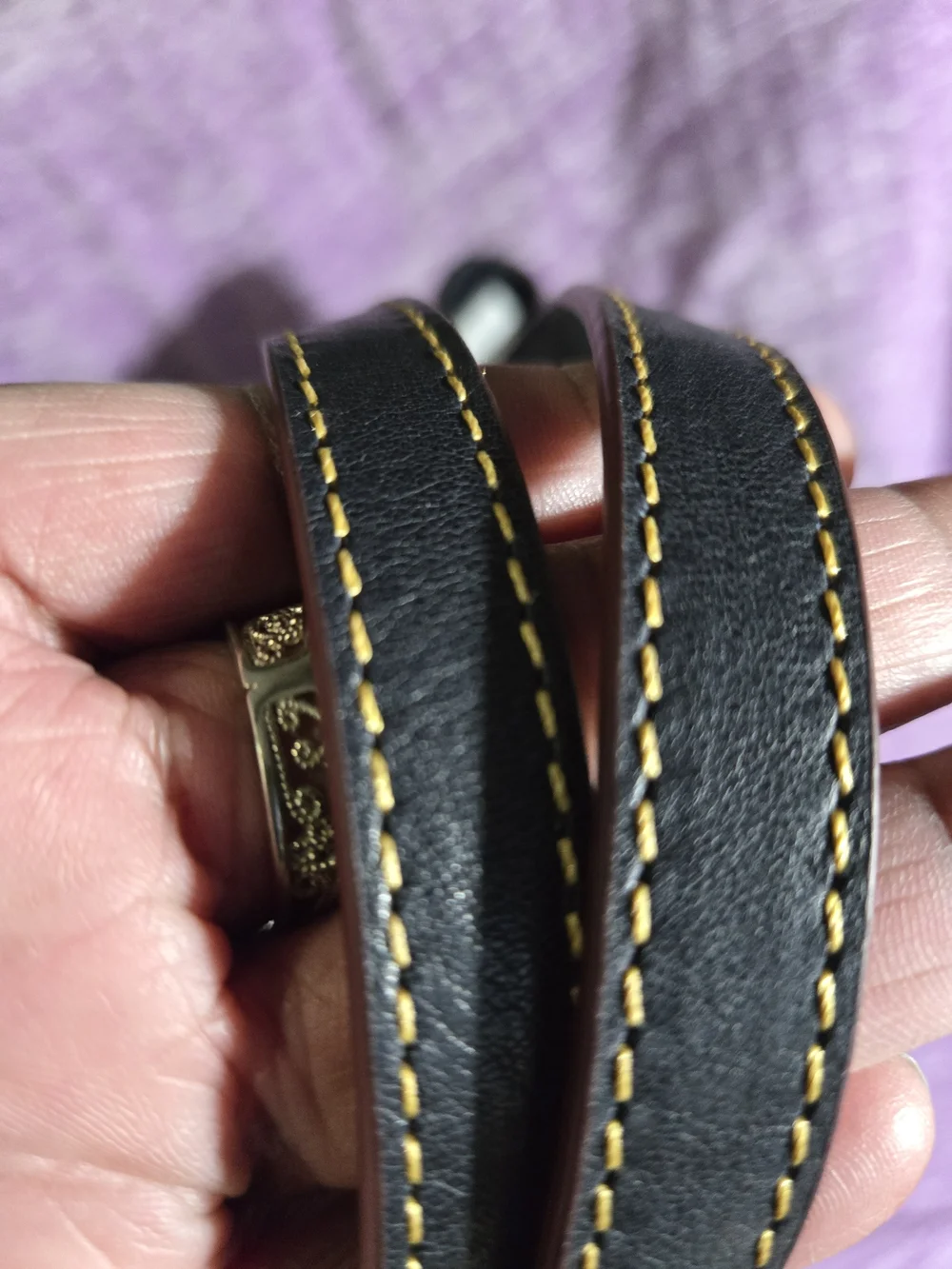 Dooney & Bourke FLYNN In Smooth Navy Florentine Leather. Like New.